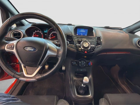 Ford Fiesta  ST 1.6T 182 CV