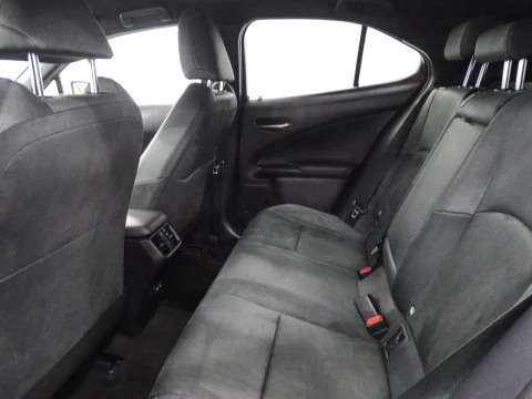 Lexus UX 2.0 250h Executive