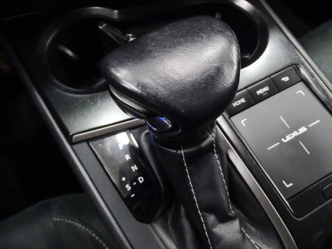 Lexus UX 2.0 250h Executive