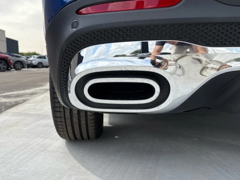 Mercedes-Benz GLB  200 d