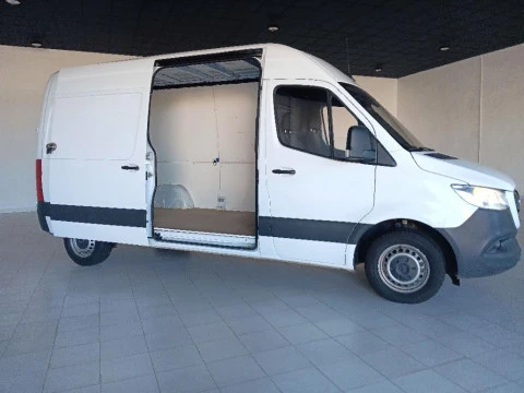 Mercedes-Benz SPRINTER 2.1 CDI 84KW 311CDI LWB 3.5 HRF 4P