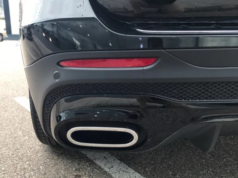 Mercedes-Benz GLB  200 d