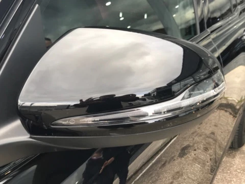 Mercedes-Benz GLB  200 d