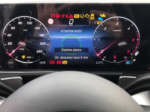 Mercedes-Benz GLB  200 d