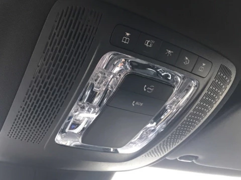 Mercedes-Benz GLB  200 d