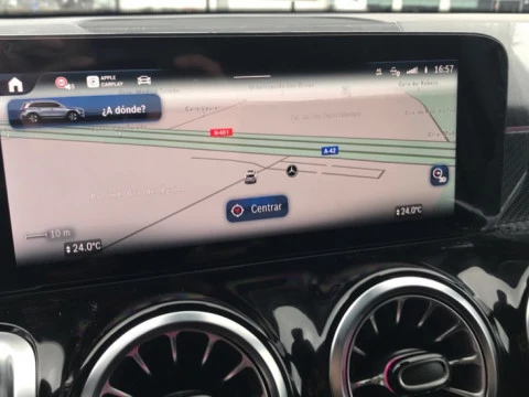 Mercedes-Benz GLB  200 d