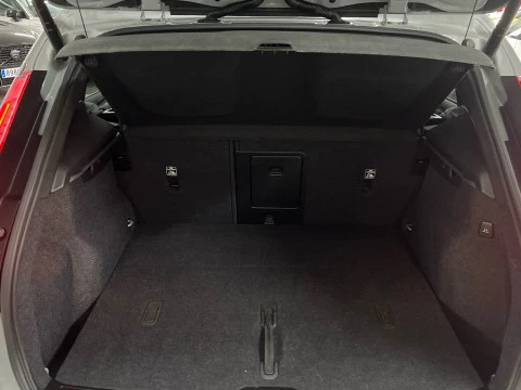 Volvo XC40 XC40 Core, B3 Mild Hybrid, Gasolina