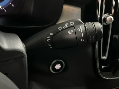 Volvo XC40 XC40 Core, B3 Mild Hybrid, Gasolina