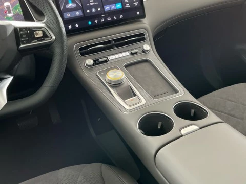 MGS6 EV Luxury