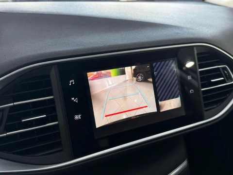 Peugeot 308 SW Active BlueHDi 130 S&S EAT8