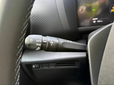 Citroën C4 Hybrid 145 Business Edition e-DCS6 107 kW (145 CV)