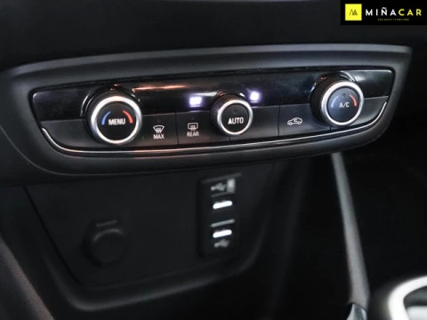 Opel Crossland X 1.2 S&S Design Line 120 Aniversario 81 kW (110 CV)