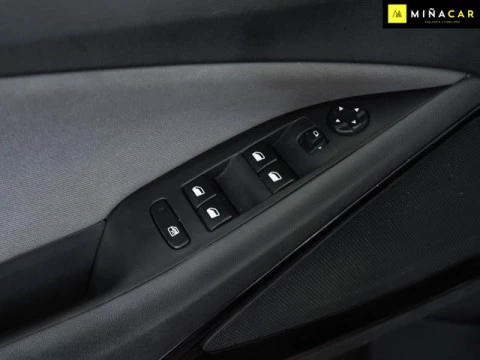 Opel Crossland X 1.2 S&S Design Line 120 Aniversario 81 kW (110 CV)