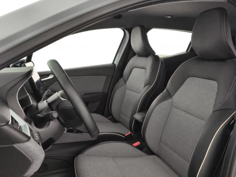Renault Clio techno Eco-G 100cv (74kW)