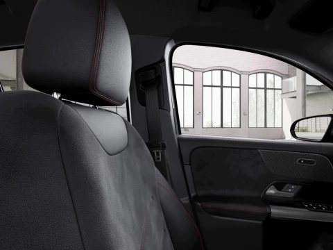 Mercedes-Benz GLA  200 d