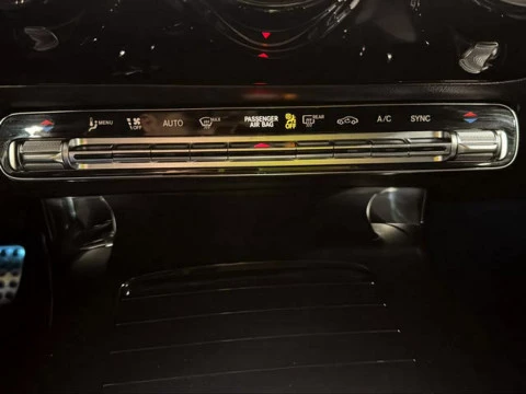 Mercedes-Benz Clase A 180 100 kW (136 CV)