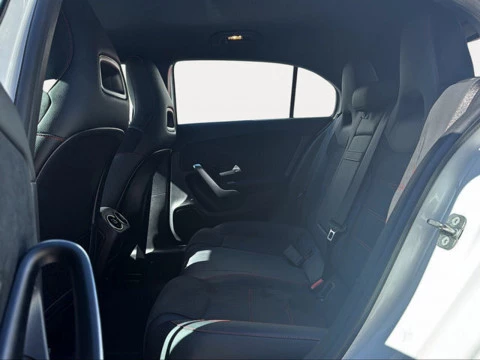 Mercedes-Benz Clase A 180 100 kW (136 CV)