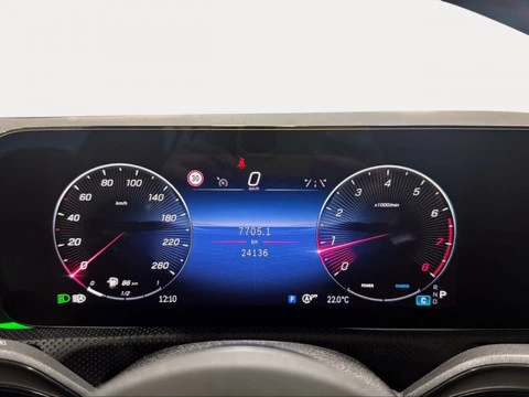 Mercedes-Benz Clase A 180 100 kW (136 CV)