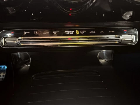 Mercedes-Benz Clase A 180 100 kW (136 CV)