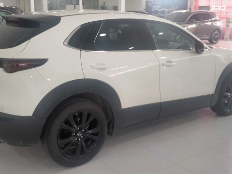 Mazda CX-30 e-SKYACTIV G Homura