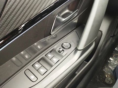 Peugeot e-208 GT Eléctrico 156 (115 Kw)