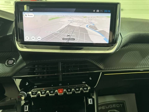 Peugeot e-208 GT Eléctrico 156 (115 Kw)