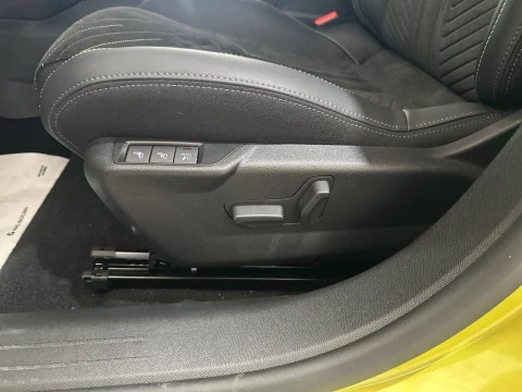 Peugeot e-208 GT Eléctrico 156 (115 Kw)