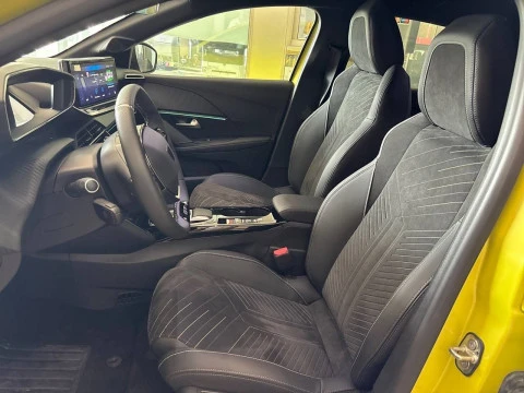 Peugeot e-208 GT Eléctrico 156 (115 Kw)