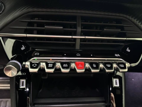 Peugeot e-208 GT Eléctrico 156 (115 Kw)