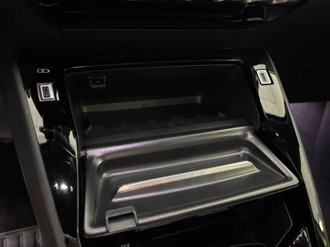 Peugeot e-208 GT Eléctrico 156 (115 Kw)