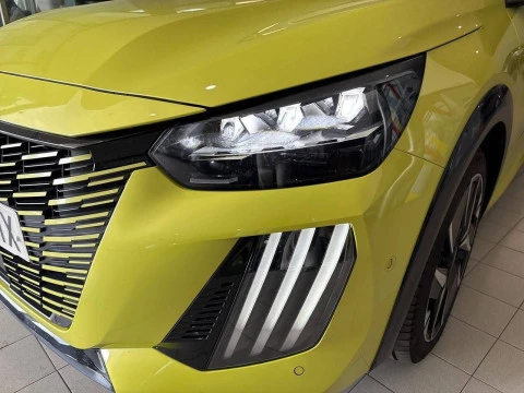 Peugeot e-208 GT Eléctrico 156 (115 Kw)