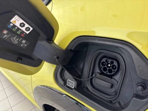 Peugeot e-208 GT Eléctrico 156 (115 Kw)