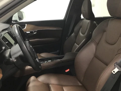 Volvo XC90 2.0 T8 AWD Plus Dark Recharge Auto