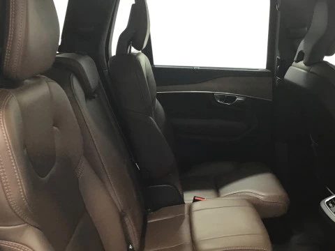 Volvo XC90 2.0 T8 AWD Plus Dark Recharge Auto