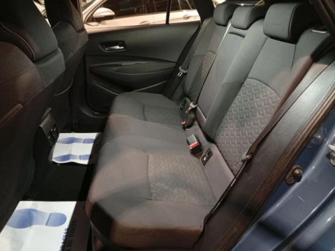 Toyota Corolla 1.8 125H BUSINESS E-CVT TOU SPORT