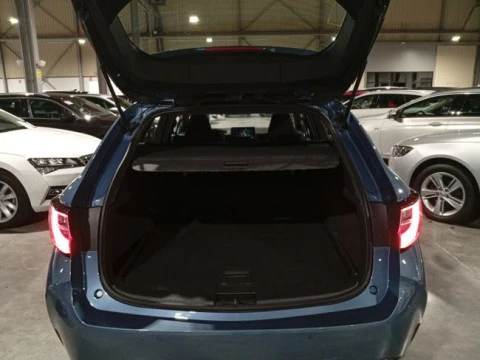 Toyota Corolla 1.8 125H BUSINESS E-CVT TOU SPORT