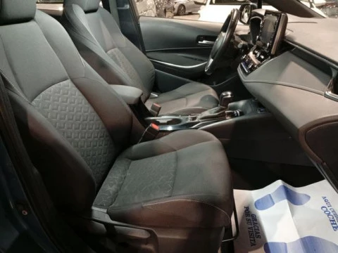 Toyota Corolla 1.8 125H BUSINESS E-CVT TOU SPORT