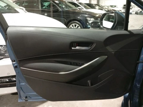 Toyota Corolla 1.8 125H BUSINESS E-CVT TOU SPORT