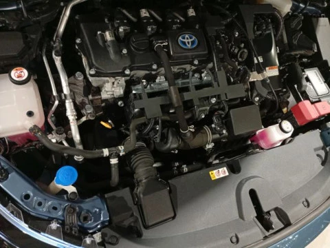 Toyota Corolla 1.8 125H BUSINESS E-CVT TOU SPORT