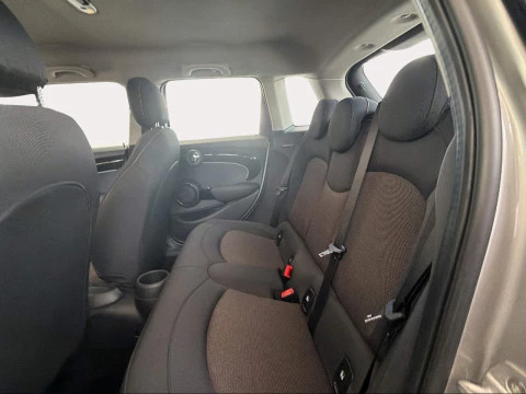 MINI COOPER CORPORATE 5 PUERTAS