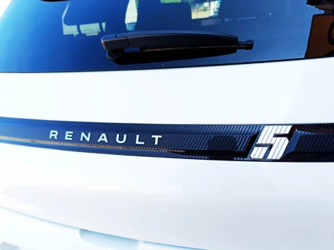 Renault R5 R5 E-TECH TECHNO 120CV AUTO URBANA