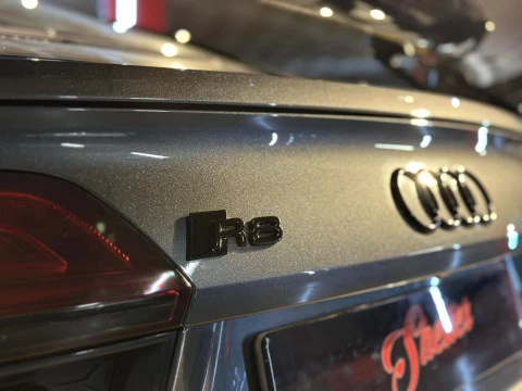 Audi R8 5.2 FSI V10 plus 610CV quattro S tronic