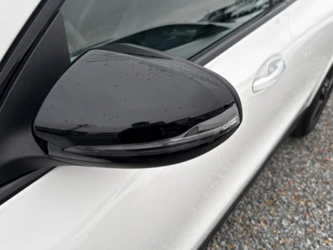 Mercedes-Benz GLA  200 d