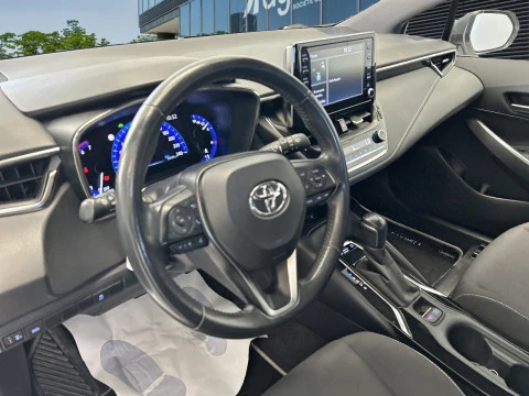 Toyota Corolla 1.8 125H ACTIVE TECH E-CVT