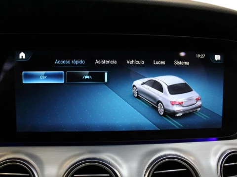 Mercedes-Benz Clase E 300 e 4MATIC