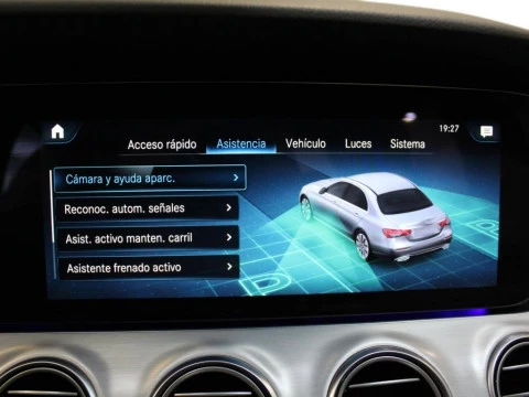 Mercedes-Benz Clase E 300 e 4MATIC