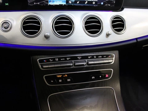 Mercedes-Benz Clase E 300 e 4MATIC