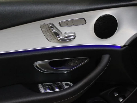 Mercedes-Benz Clase E 300 e 4MATIC