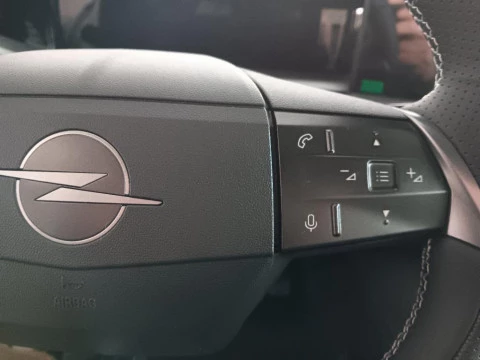 Opel Grandland NUEVO GRANDLAND GS 1.2T XHT HYBRID EDCT6 S/S 145 C