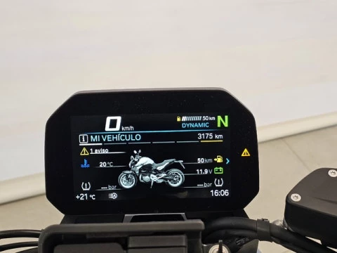 BMW Motorrad F 900 R 